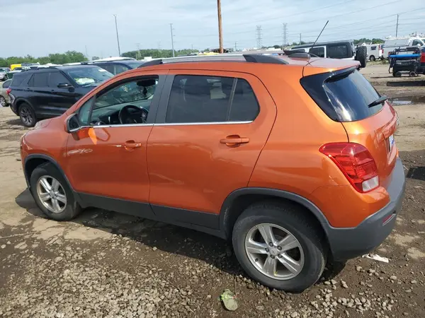 KL7CJPSB5GB670642 2016 CHEVROLET TRAX - Image 2