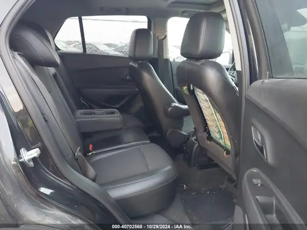 KL7CJPSB5GB735568 2016 CHEVROLET TRAX - Image 8