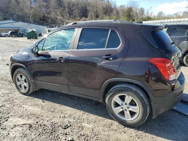 KL7CJPSB5GB742665 2016 CHEVROLET TRAX - Image 2
