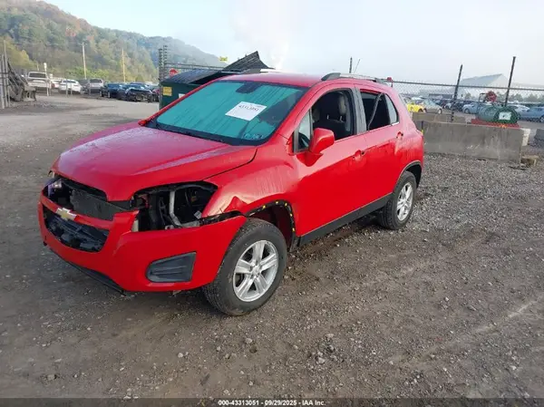 KL7CJPSB5GB755125 2016 CHEVROLET TRAX - Image 2