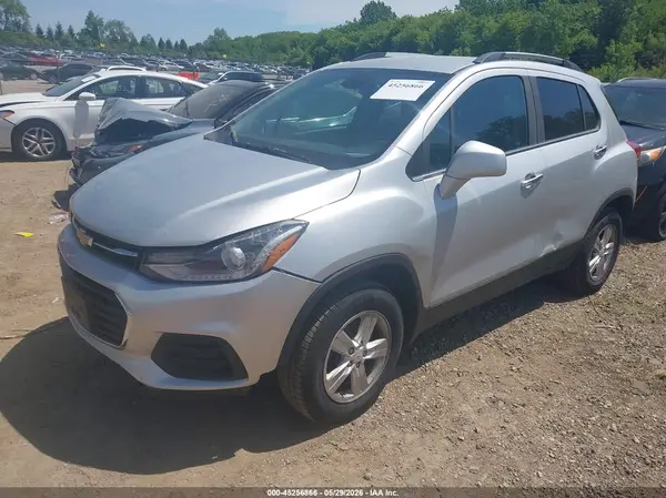 KL7CJPSB5HB148918 2017 CHEVROLET TRAX - Image 2