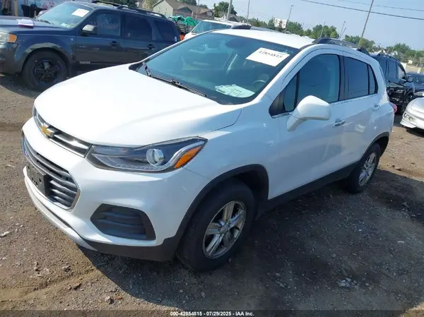 KL7CJPSB5HB209913 2017 CHEVROLET TRAX - Image 2