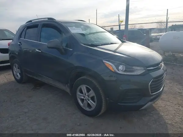 KL7CJPSB5JB597540 2018 CHEVROLET TRAX - Image 1