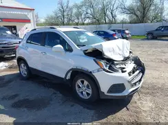 KL7CJPSB5JB650785 2018 CHEVROLET TRAX
