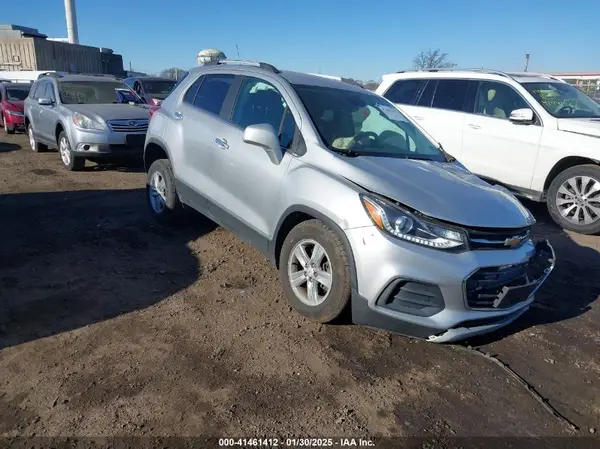KL7CJPSB5JB681454 2018 CHEVROLET TRAX - Image 1