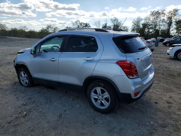 KL7CJPSB5KB756588 2019 CHEVROLET TRAX - Image 2