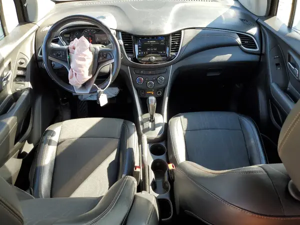 KL7CJPSB5KB756588 2019 CHEVROLET TRAX - Image 8