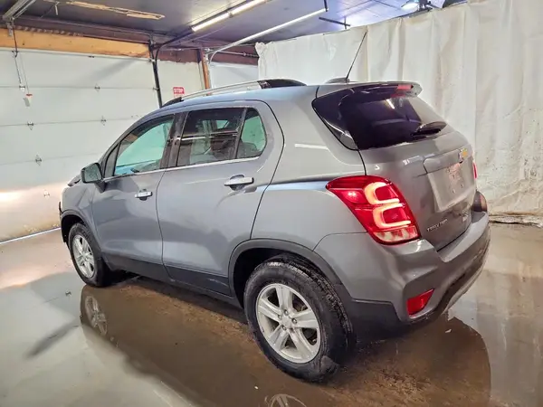 KL7CJPSB5KB827336 2019 CHEVROLET TRAX - Image 2