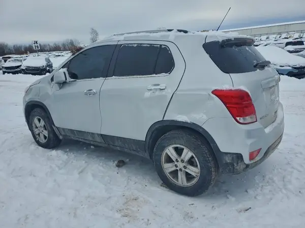 KL7CJPSB5KB827580 2019 CHEVROLET TRAX - Image 2
