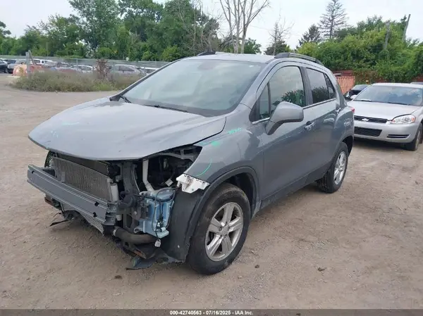 KL7CJPSB5KB837929 2019 CHEVROLET TRAX - Image 2