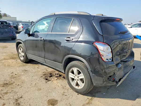 KL7CJPSB5KB854245 2019 CHEVROLET TRAX - Image 2