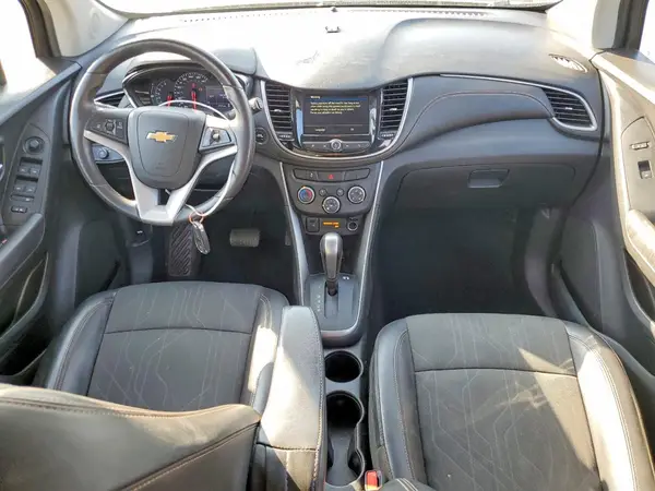 KL7CJPSB5KB854245 2019 CHEVROLET TRAX - Image 8