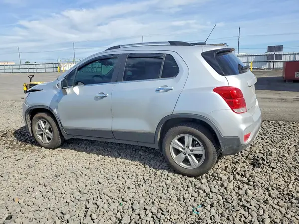 KL7CJPSB5KB865262 2019 CHEVROLET TRAX - Image 2