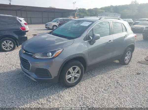 KL7CJPSB5KB924973 2019 CHEVROLET TRAX - Image 2