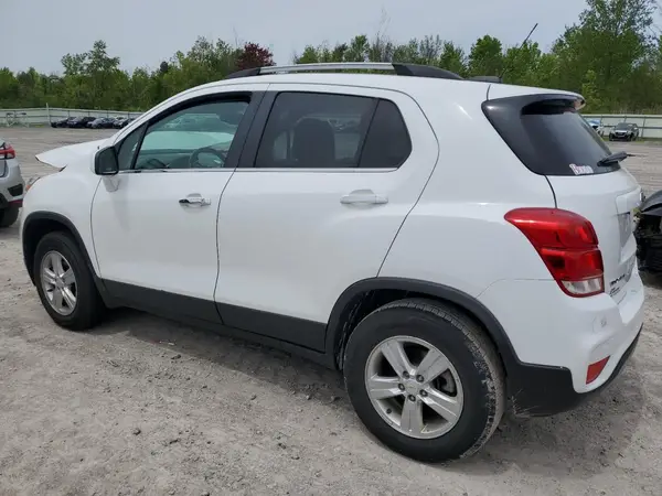 KL7CJPSB5KB927968 2019 CHEVROLET TRAX - Image 2