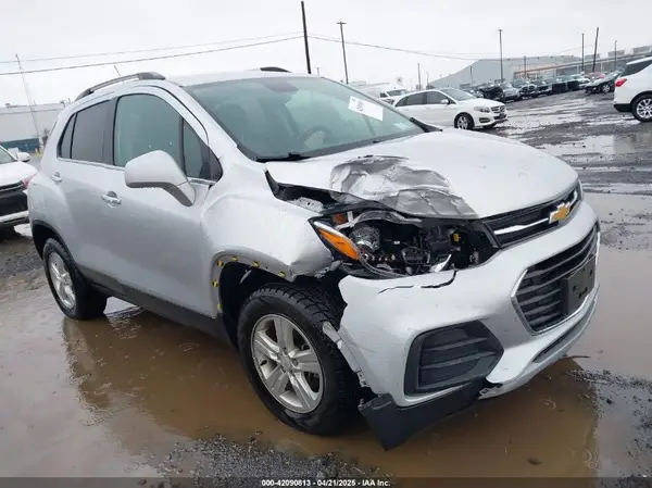 KL7CJPSB5LB021594 2020 CHEVROLET TRAX - Image 1