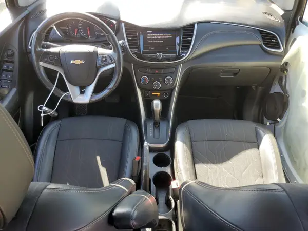 KL7CJPSB5LB033485 2020 CHEVROLET TRAX - Image 8