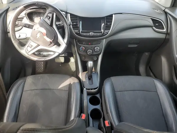 KL7CJPSB5LB038332 2020 CHEVROLET TRAX - Image 8