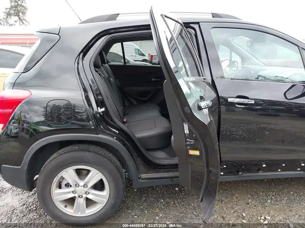 KL7CJPSB5LB056927 2020 CHEVROLET TRAX - Image 8