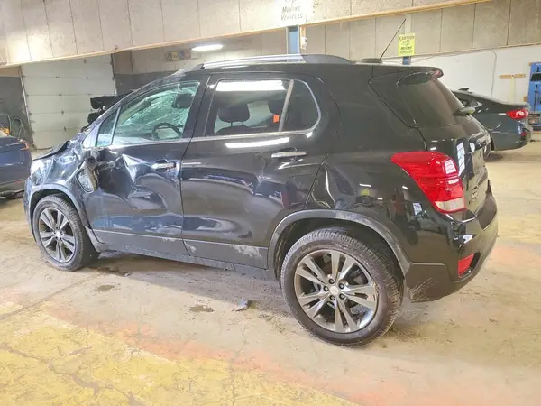KL7CJPSB5LB058807 2020 CHEVROLET TRAX - Image 2