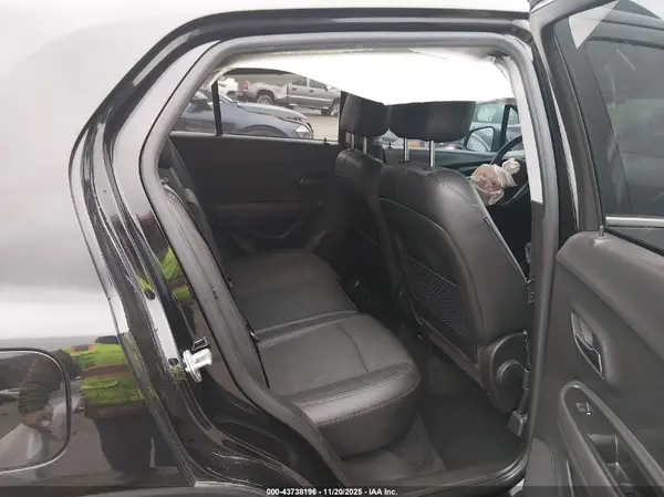 KL7CJPSB5LB088180 2020 CHEVROLET TRAX - Image 8