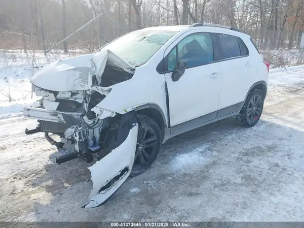 KL7CJPSB5LB322690 2020 CHEVROLET TRAX - Image 2