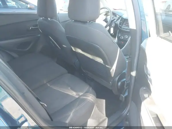 KL7CJPSB5LB326965 2020 CHEVROLET TRAX - Image 8