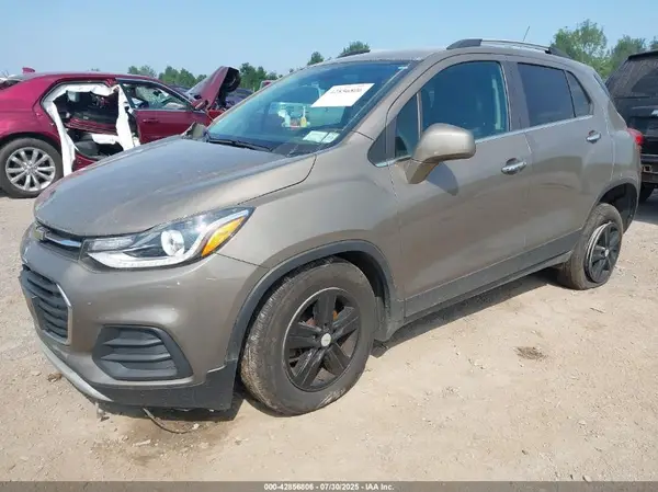 KL7CJPSB5LB349453 2020 CHEVROLET TRAX - Image 2
