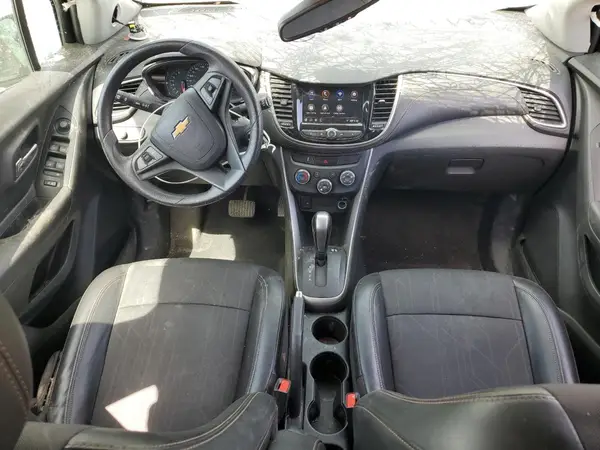 KL7CJPSB5MB322562 2021 CHEVROLET TRAX - Image 8