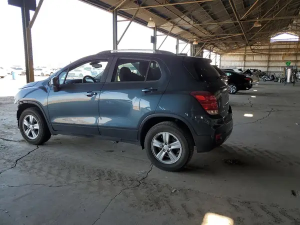 KL7CJPSB5MB330662 2021 CHEVROLET TRAX - Image 2