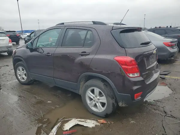 KL7CJPSB5MB344805 2021 CHEVROLET TRAX - Image 2