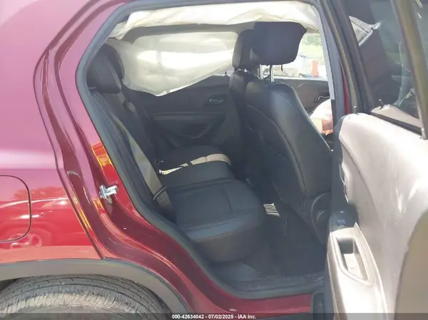KL7CJPSB5MB349289 2021 CHEVROLET TRAX - Image 8