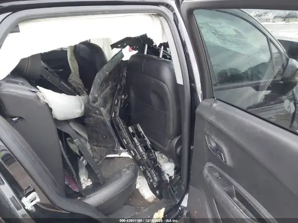 KL7CJPSB5MB353956 2021 CHEVROLET TRAX - Image 8