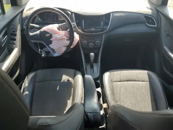 KL7CJPSB5MB357814 2021 CHEVROLET TRAX - Image 8