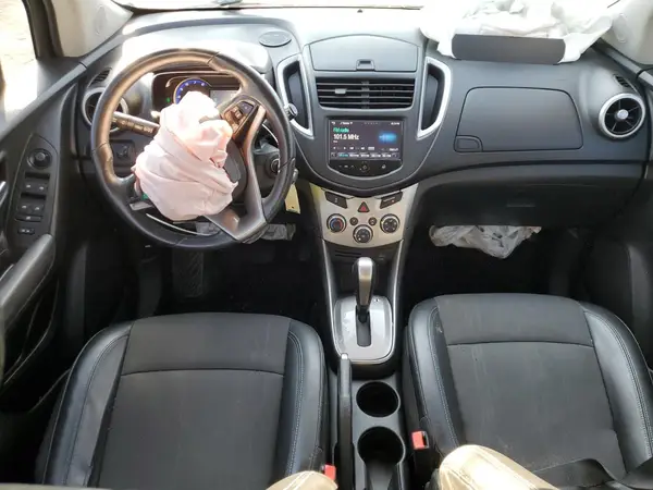 KL7CJPSB6GB537064 2016 CHEVROLET TRAX - Image 8