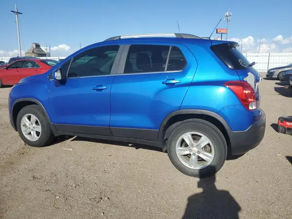 KL7CJPSB6GB569982 2016 CHEVROLET TRAX - Image 2