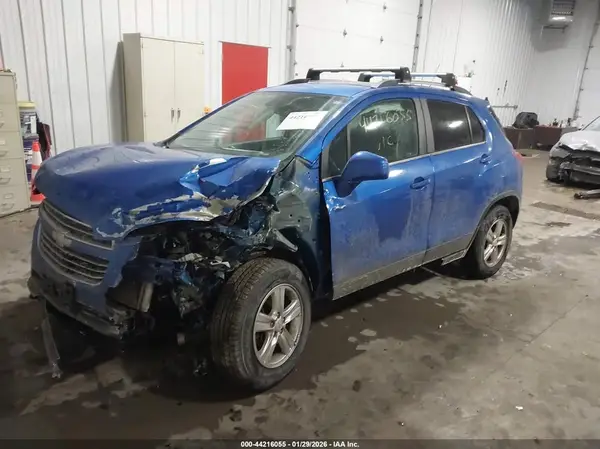 KL7CJPSB6GB587351 2016 CHEVROLET TRAX - Image 2