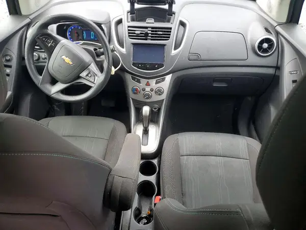 KL7CJPSB6GB605525 2016 CHEVROLET TRAX - Image 8