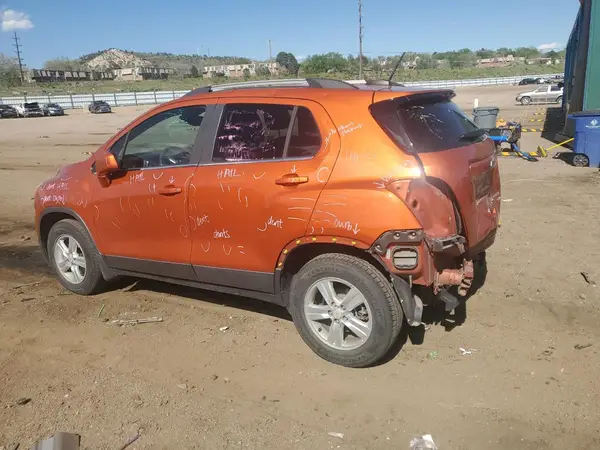KL7CJPSB6GB668463 2016 CHEVROLET TRAX - Image 2