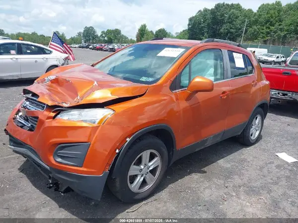 KL7CJPSB6GB724191 2016 CHEVROLET TRAX - Image 2