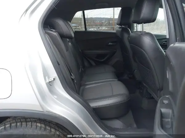KL7CJPSB6HB133666 2017 CHEVROLET TRAX - Image 8