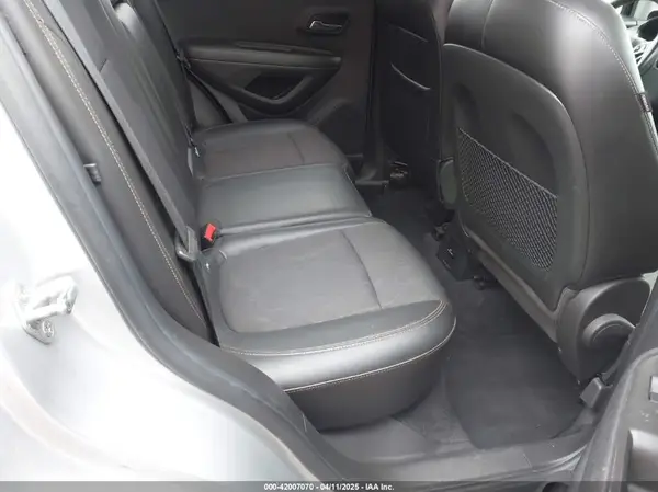 KL7CJPSB6HB185878 2017 CHEVROLET TRAX - Image 8