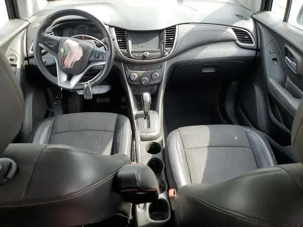 KL7CJPSB6HB230737 2017 CHEVROLET TRAX - Image 8