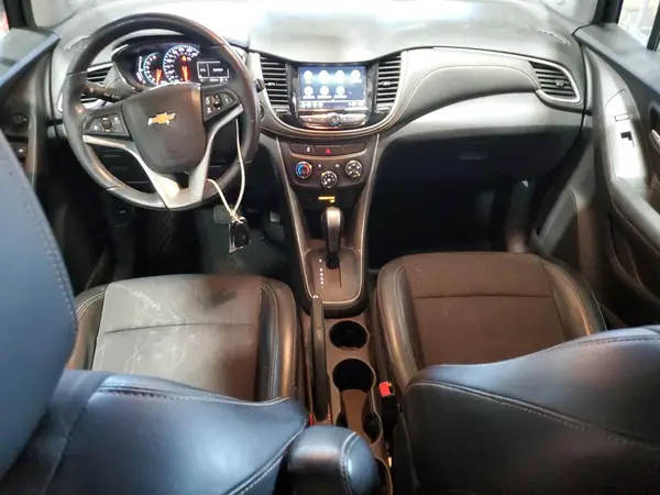 KL7CJPSB6JB584182 2018 CHEVROLET TRAX - Image 8