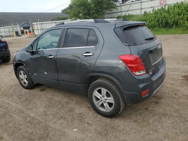 KL7CJPSB6JB594906 2018 CHEVROLET TRAX - Image 2