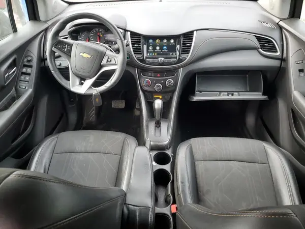 KL7CJPSB6JB594906 2018 CHEVROLET TRAX - Image 8