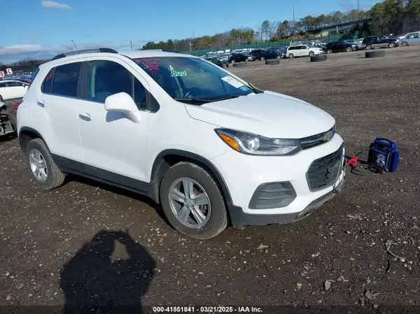 KL7CJPSB6JB680846 2018 CHEVROLET TRAX - Image 1