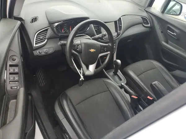 KL7CJPSB6KB751626 2019 CHEVROLET TRAX - Image 8