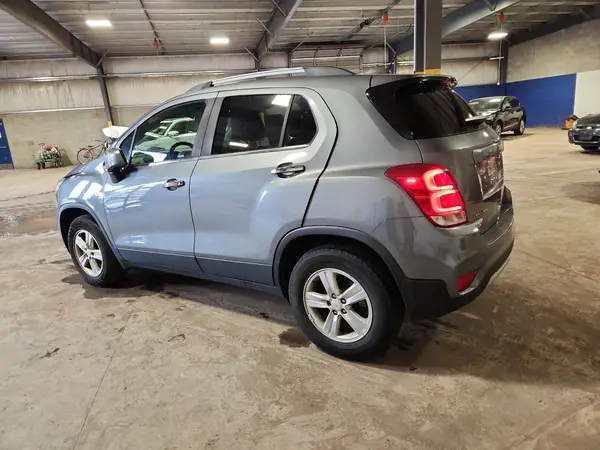 KL7CJPSB6KB814840 2019 CHEVROLET TRAX - Image 2