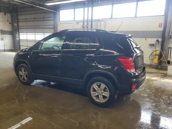 KL7CJPSB6KB820217 2019 CHEVROLET TRAX - Image 2